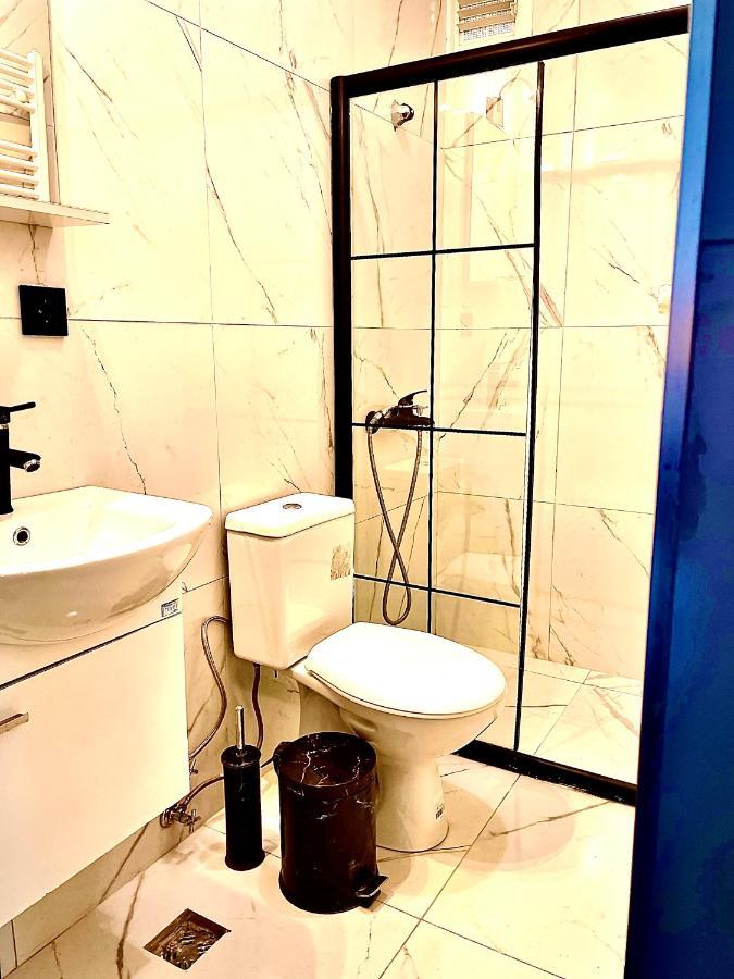 Mates Istiklal Suites Istanbul Exterior foto