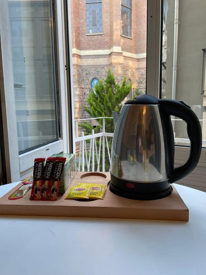 Mates Istiklal Suites Istanbul Exterior foto