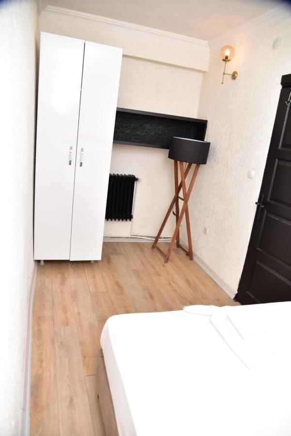 Mates Istiklal Suites Istanbul Exterior foto